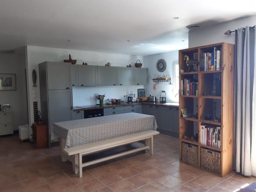 Armen Villa Vezenobres ภายนอก รูปภาพ