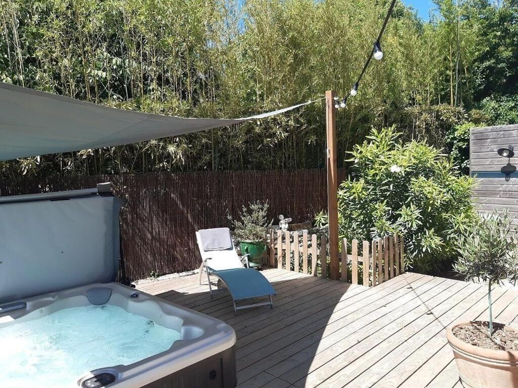 Armen Villa Vezenobres ภายนอก รูปภาพ